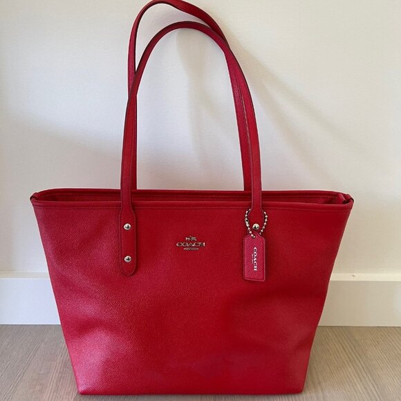 GORGEOUS RED LEATHER COACH BAG! SILVER ZIPPER & ACCENTS! THE PERFECT TOTE BAG! - Picture 1 of 4